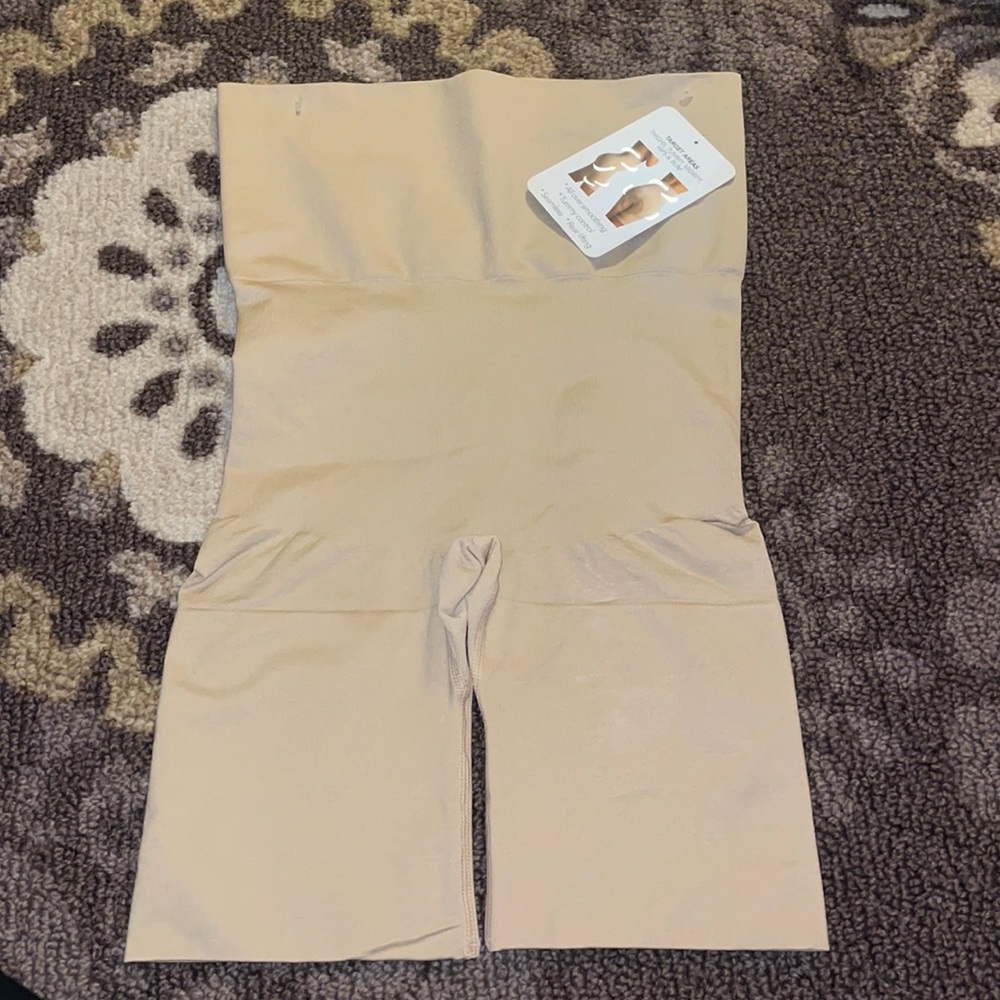 Shape wear